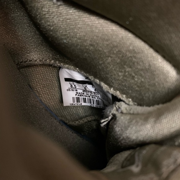 Jordan 11 Retro ‘OLIVE LUX - Picture 8 of 13